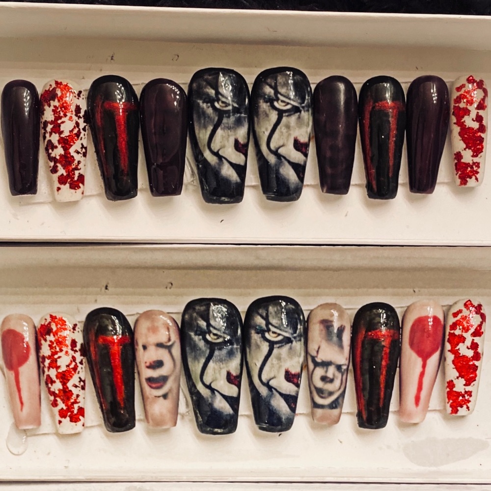 Press on nails